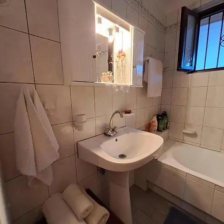 Kontolati's Mountain House Apartmán